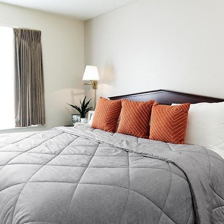 Intown Suites Extended Stay Atlanta Ga - Gwinnett Place Дълут Екстериор снимка