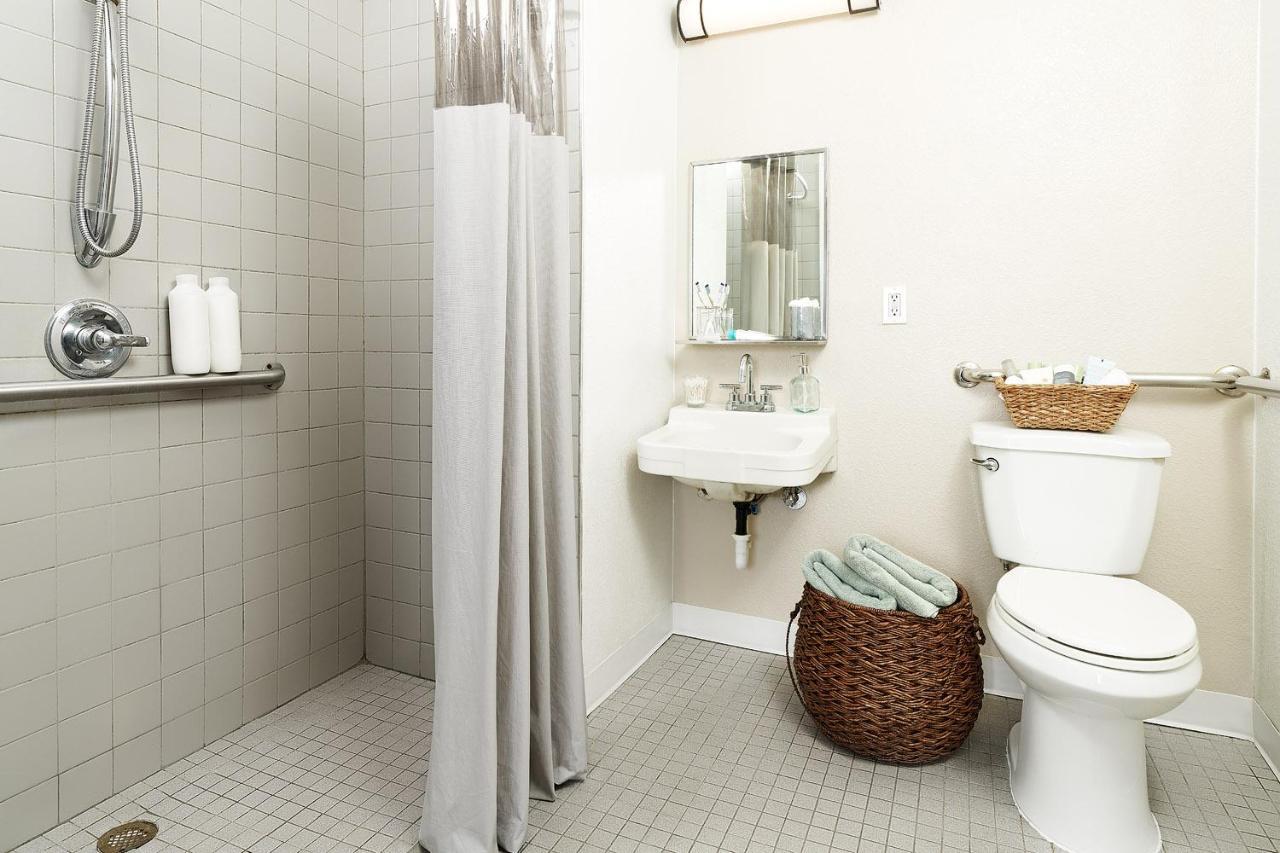 Intown Suites Extended Stay Atlanta Ga - Gwinnett Place Дълут Екстериор снимка